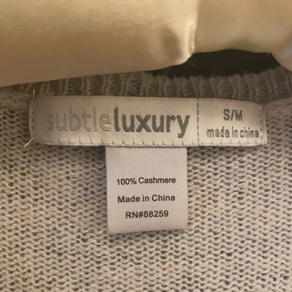 Feather light cashmere 3 season sweater. GUC some pilling and a small moth hole. - Picture 2 of 8